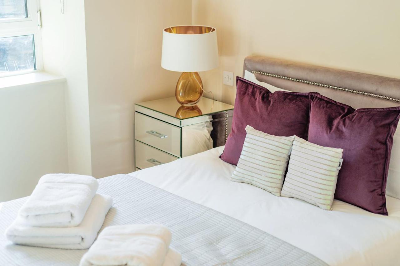 Stunning 3-Bedroom In The Heart Of London With Parking-Hosted By Sweetstay מראה חיצוני תמונה