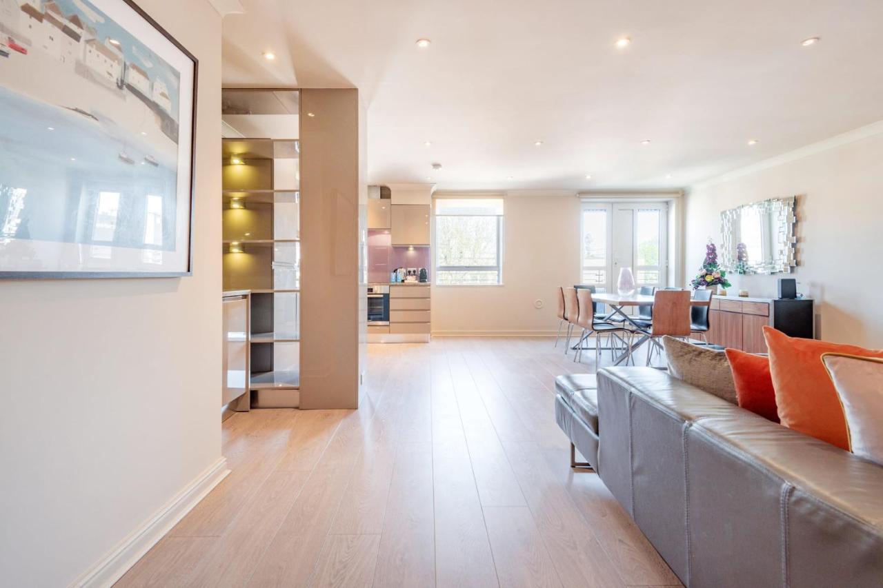 Stunning 3-Bedroom In The Heart Of London With Parking-Hosted By Sweetstay מראה חיצוני תמונה