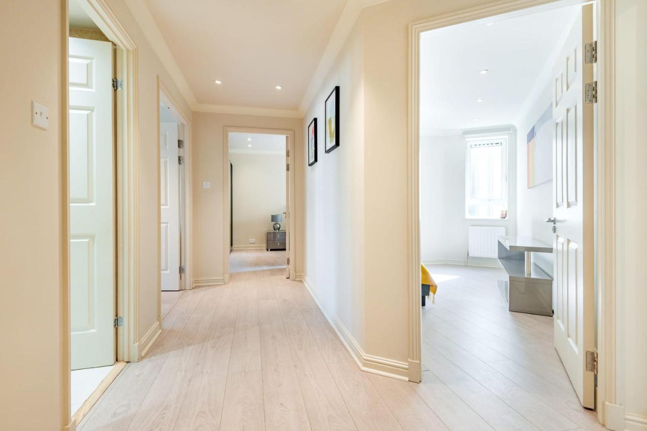Stunning 3-Bedroom In The Heart Of London With Parking-Hosted By Sweetstay מראה חיצוני תמונה