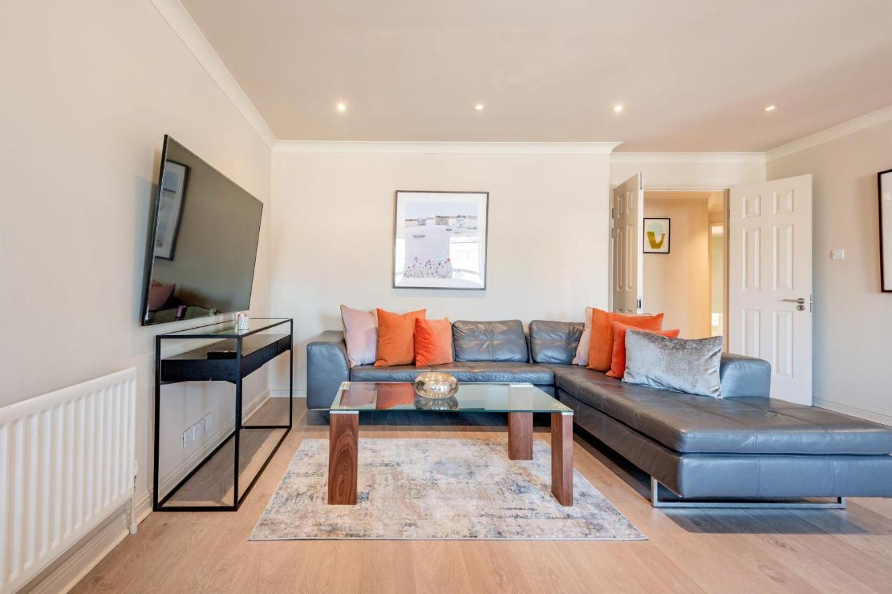 Stunning 3-Bedroom In The Heart Of London With Parking-Hosted By Sweetstay מראה חיצוני תמונה