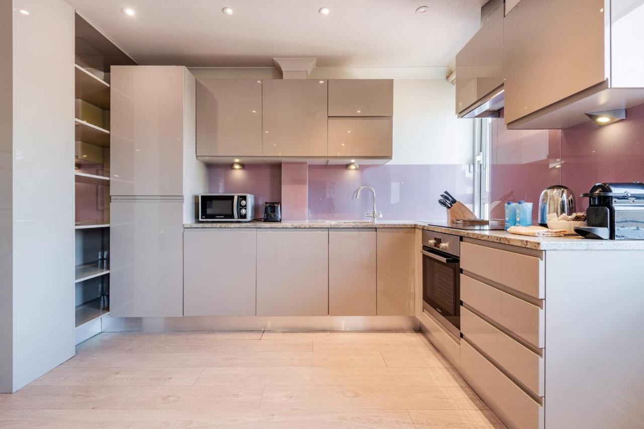 Stunning 3-Bedroom In The Heart Of London With Parking-Hosted By Sweetstay מראה חיצוני תמונה